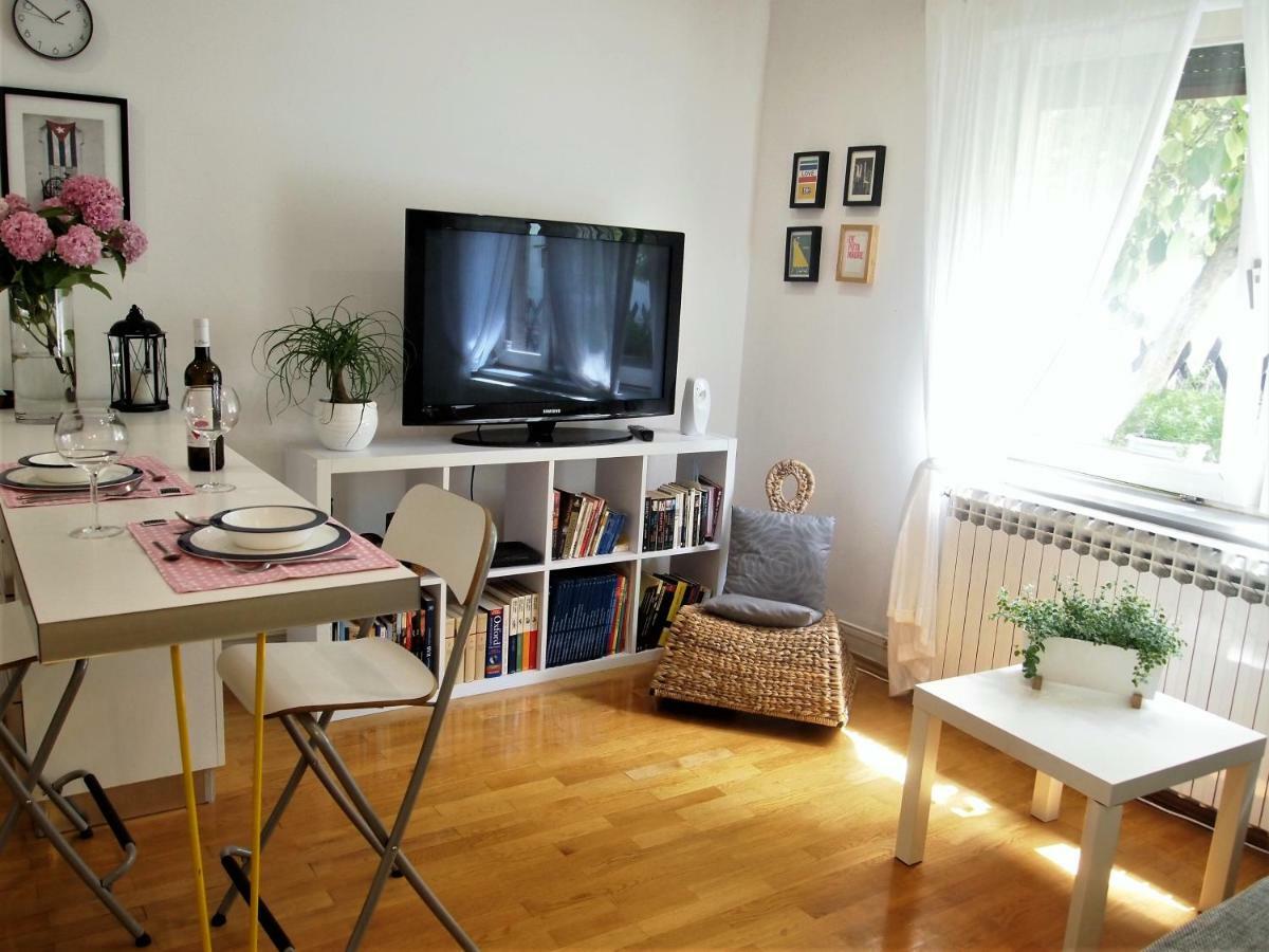 Chic Apartment Zagreb Bagian luar foto